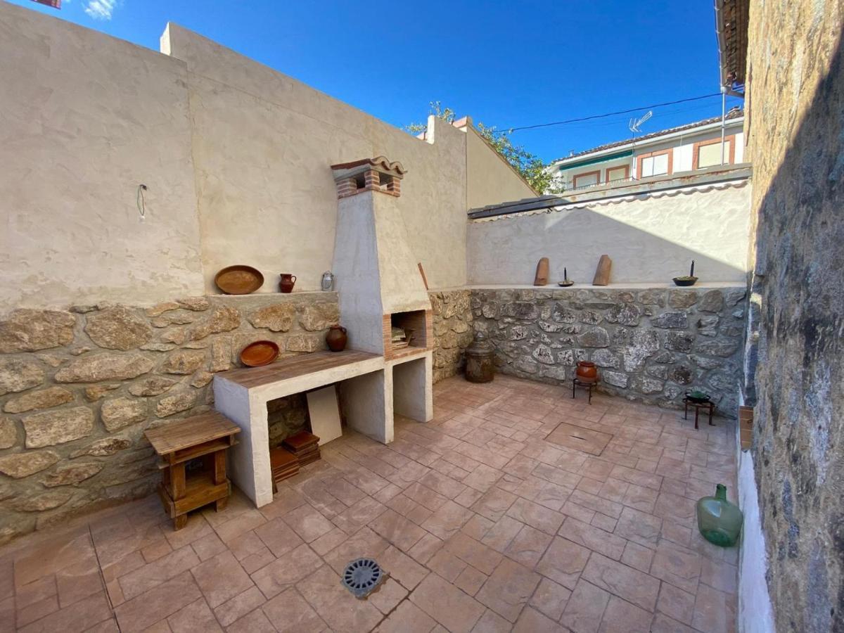 Casa De Vacaciones El Naranjo Piedralaves Luaran gambar